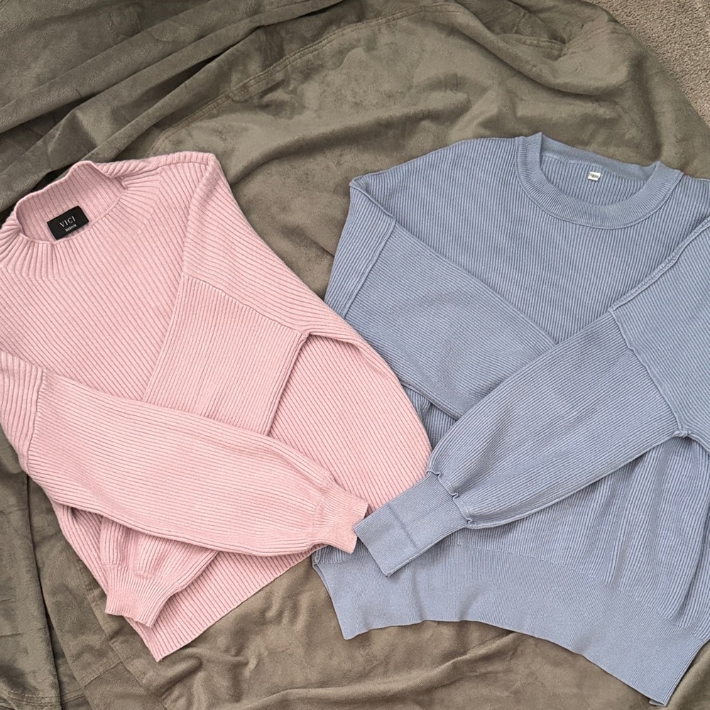 VICI Sweater Bundle: Soft Ribbed Knit Sweaters in Pastel Pink and Dusty Blue